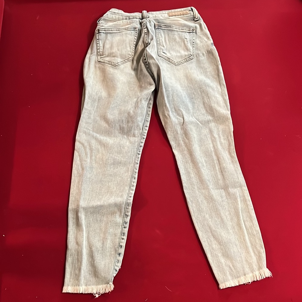 Jeans & Slacks - Picture 10 of 12
